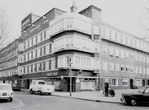 De hoek Insulindeweg-Soerabajastraat.
              <br/>
              Arsath Ro'is, J.M., Beeldbank Stadsarchief, 1973